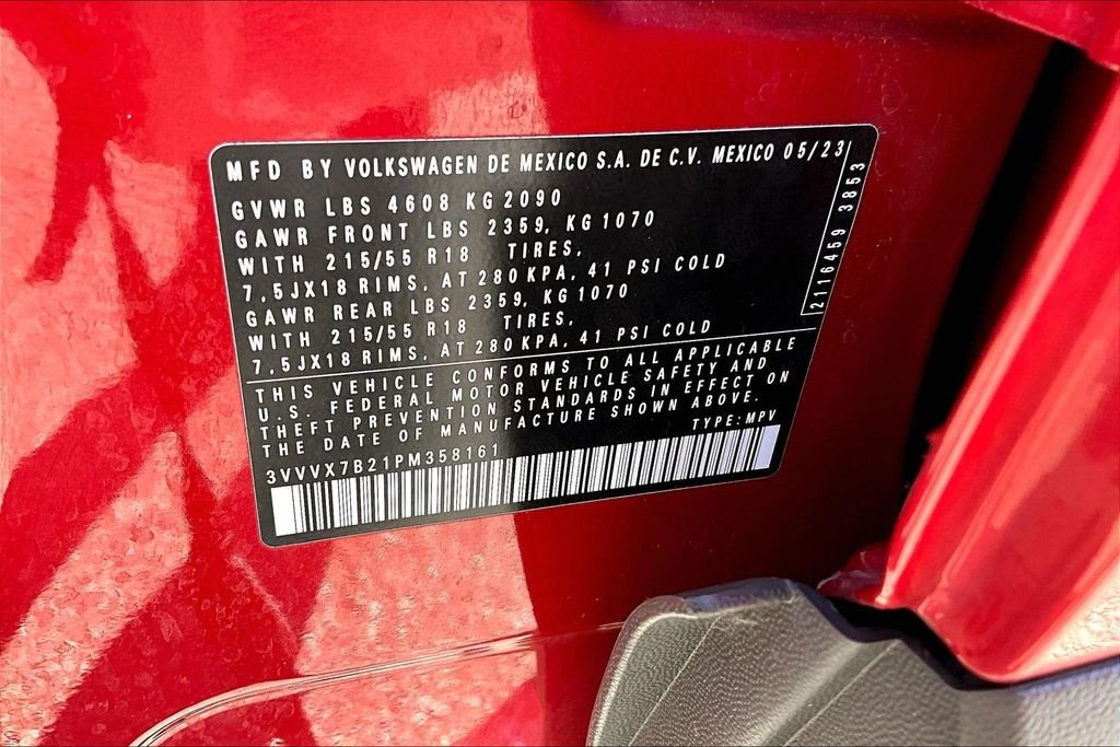 Used 2023 Red Volkswagen 1.5T SE image 19