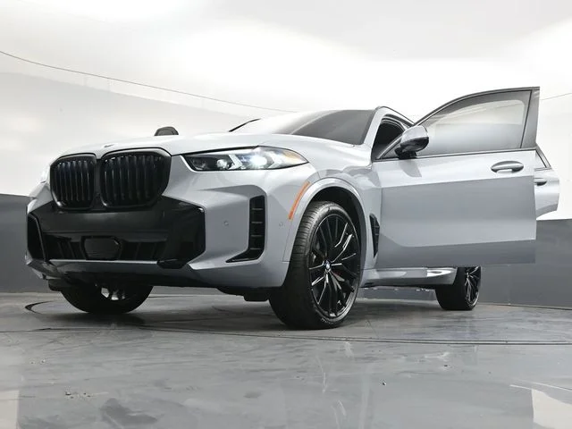 Used 2026 Gray BMW xDrive40i image 42