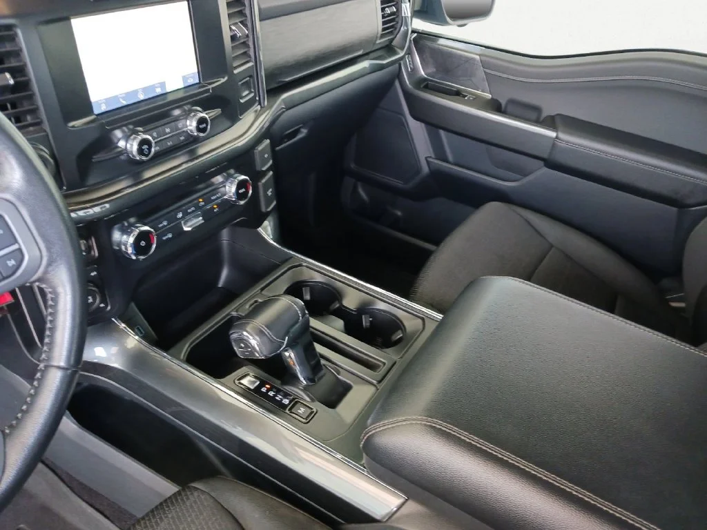 Used 2022 Blue Ford XLT image 11