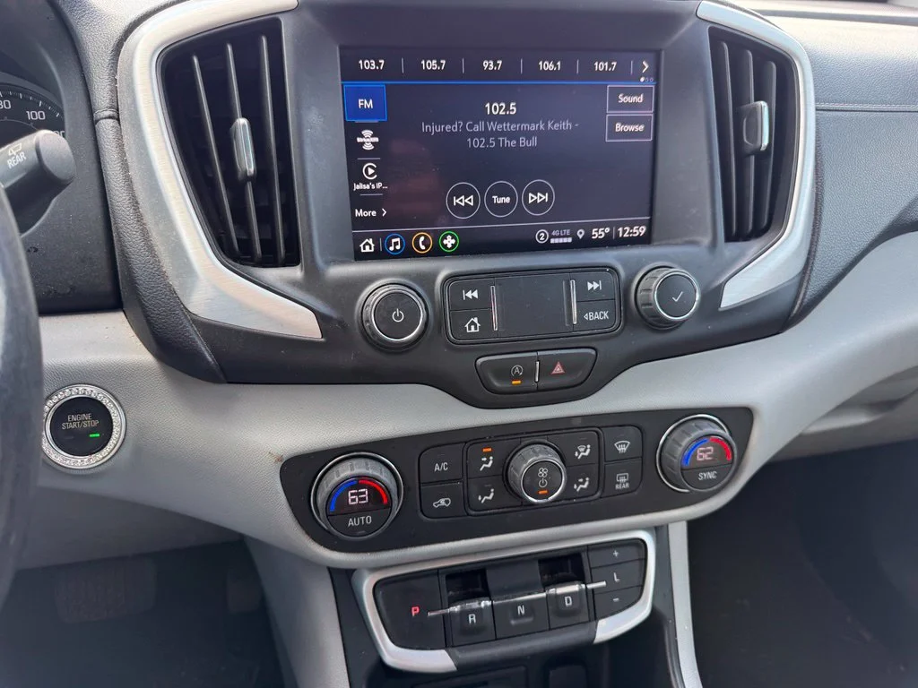 Used 2022 White GMC SLT image 12