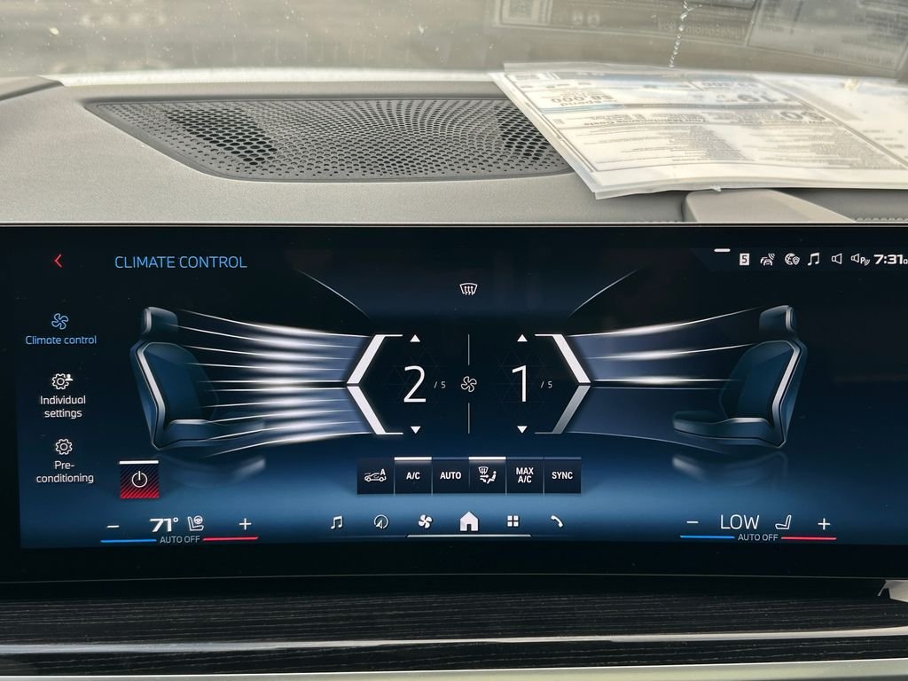 2026 BMW X5 M60i - Photo 24