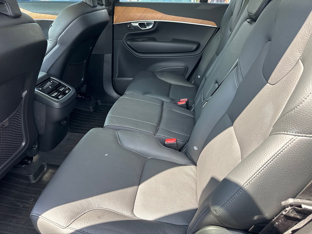 Used 2024 Denim Blue Metallic Volvo Plus Bright Theme image 10