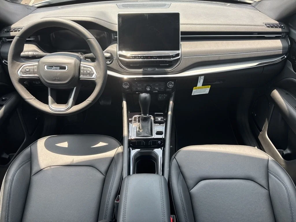 2025 Jeep Compass Limited - Photo 22