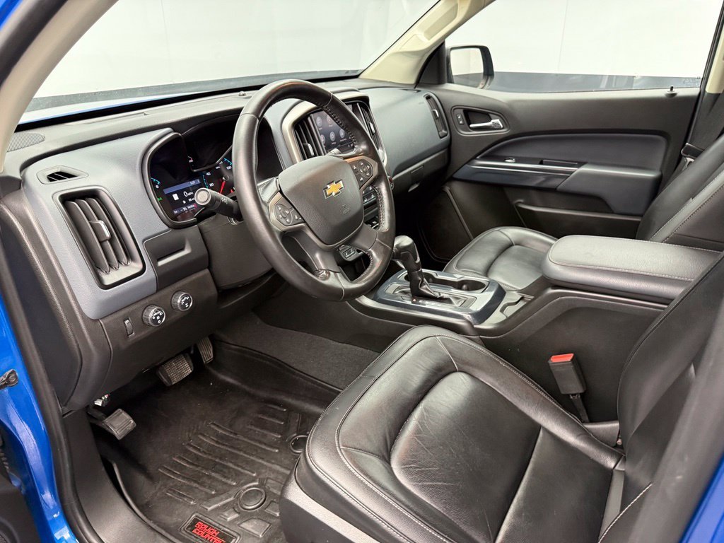 Used 2021 Blue Chevrolet Z71 image 59