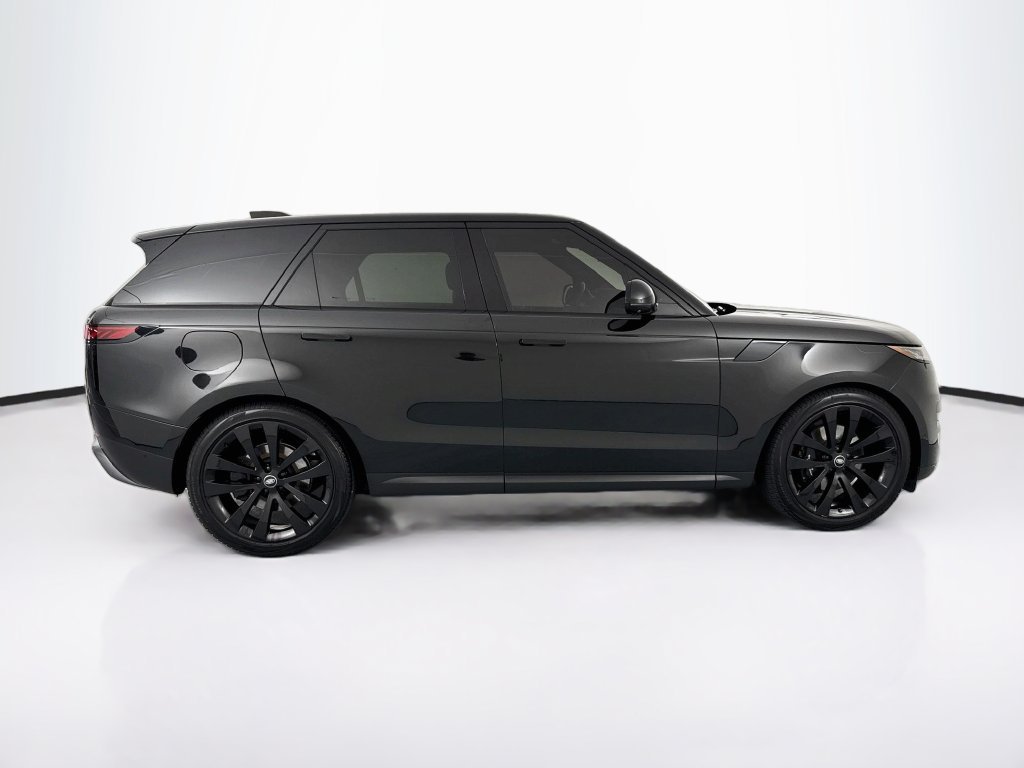 Used 2024 Black Land Rover SE image 4