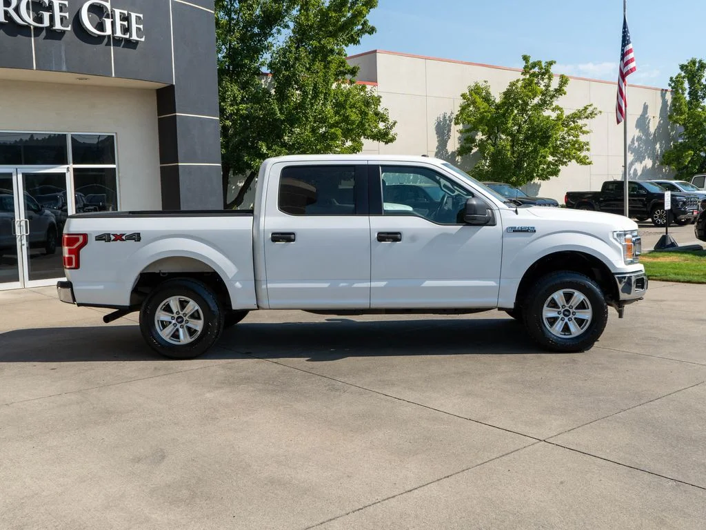 Used 2018 White Ford XLT image 8