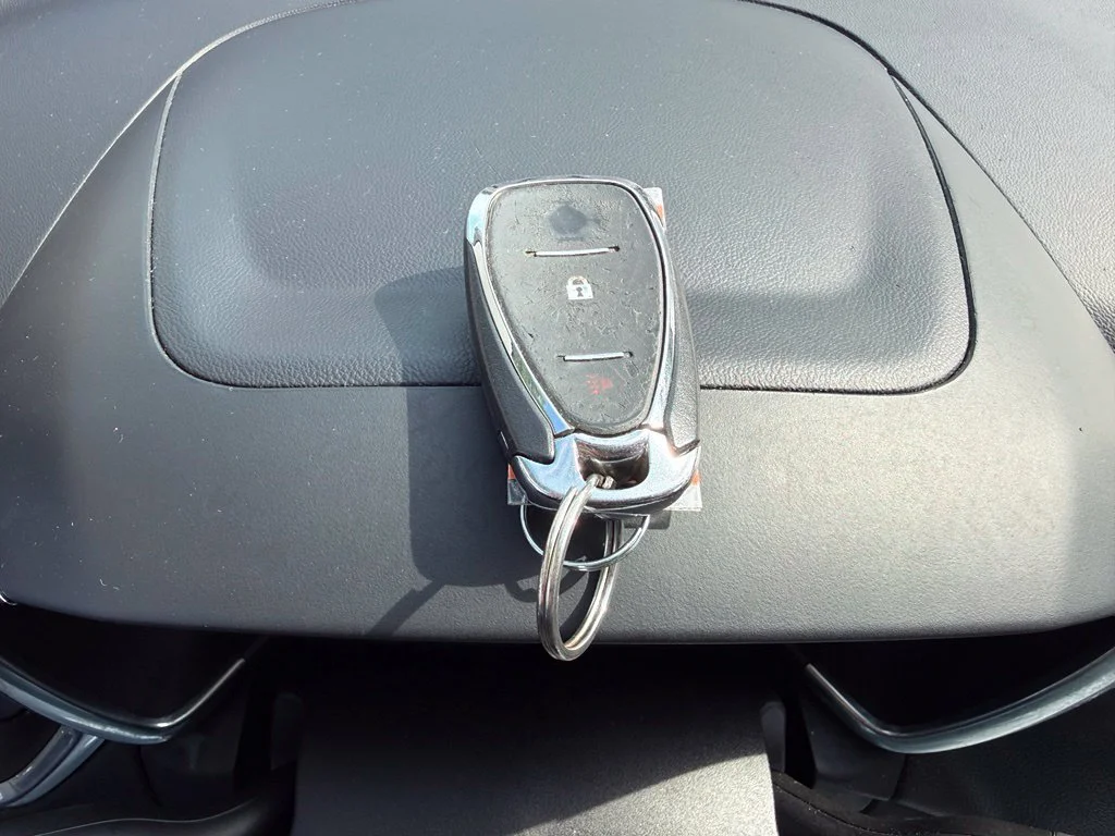 Used 2018 Silver Chevrolet LT image 37