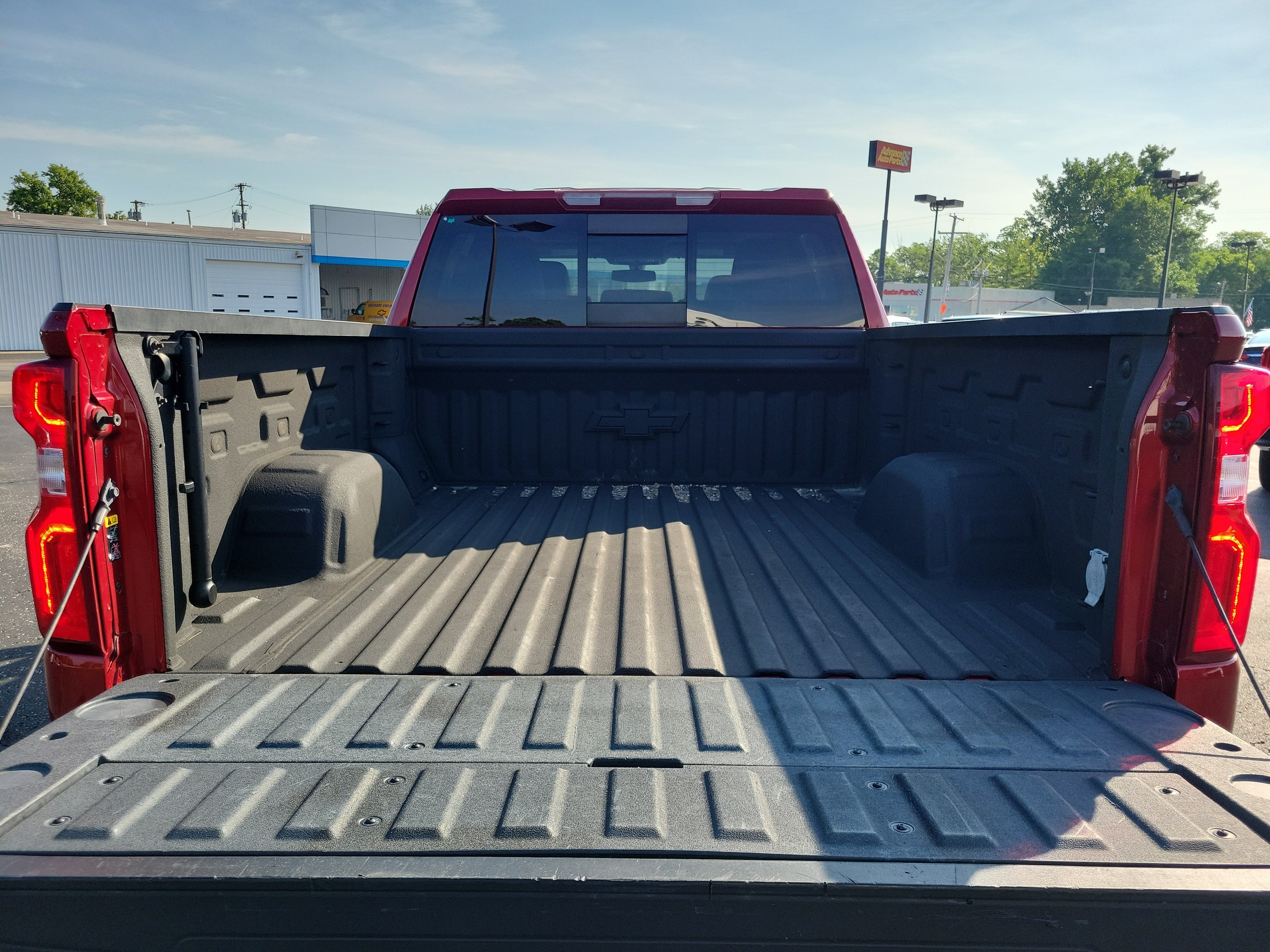 Used 2021 CHERRY RED TINTCOAT Chevrolet RST image 8