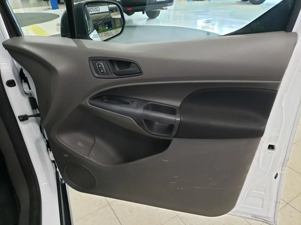 Used 2019 Frozen White Ford XL image 18