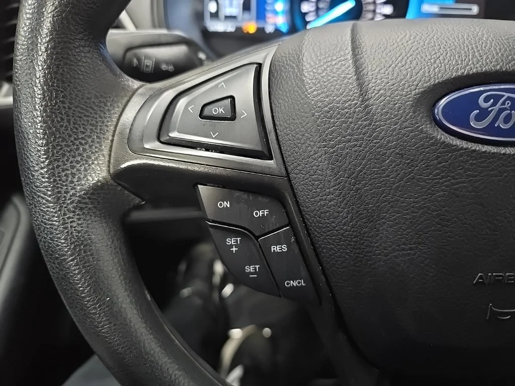 Certified Used 2022 Black Ford SE image 27