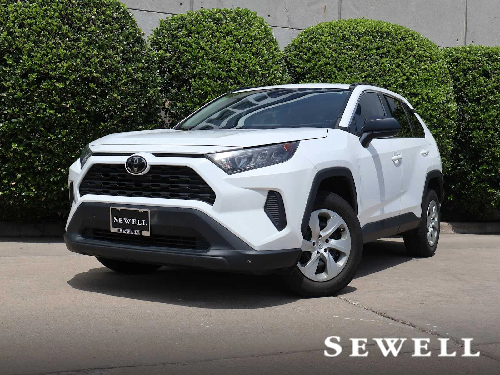 Pre-Owned 2020 Toyota RAV4 LE