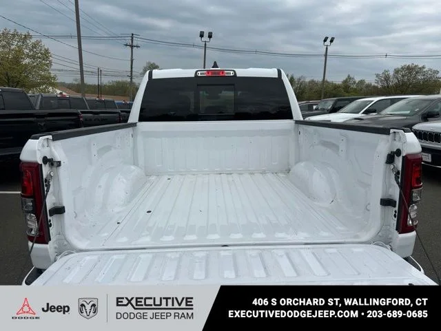 Used 2023 White Ram Big Horn/Lone Star image 7