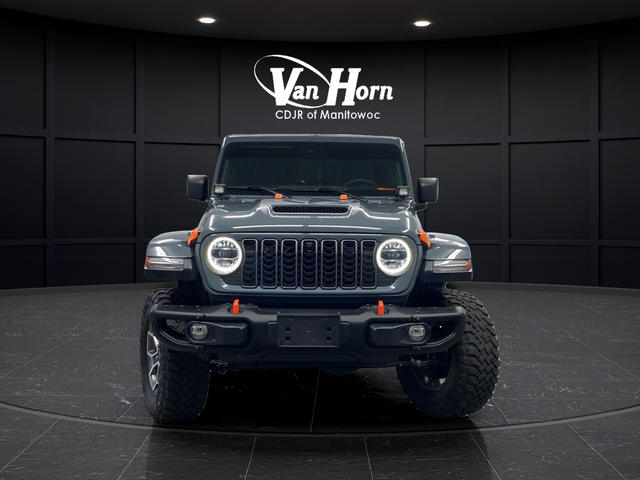 Certified Used 2025 Anvil Clearcoat Jeep Mojave image 2