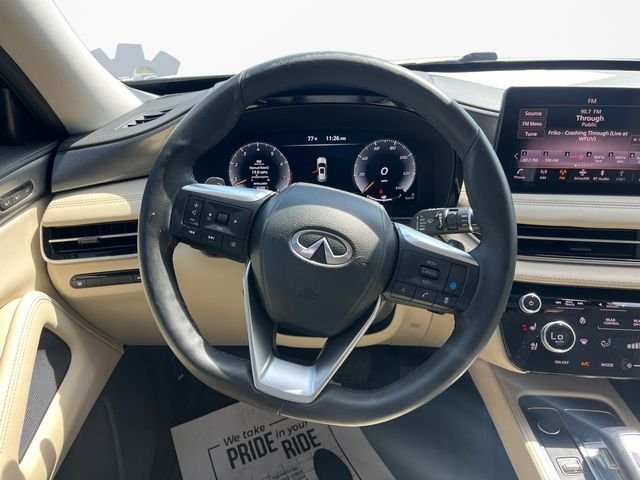 Certified Used 2022 Majestic White INFINITI LUXE image 14