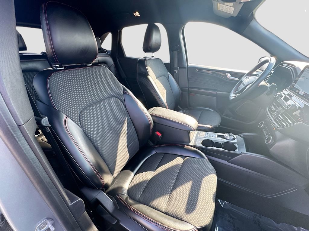 2023 Ford Escape ST-Line - Photo 29