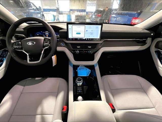 New 2026 Agate Black Metallic Ford Platinum image 21