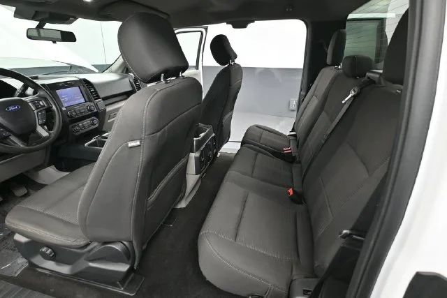 Used 2019 White Ford XL image 27