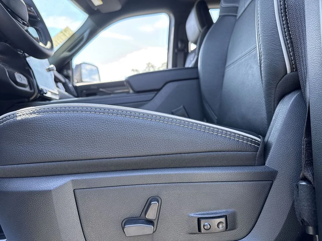 2026 RAM 2500 Limited - Photo 14