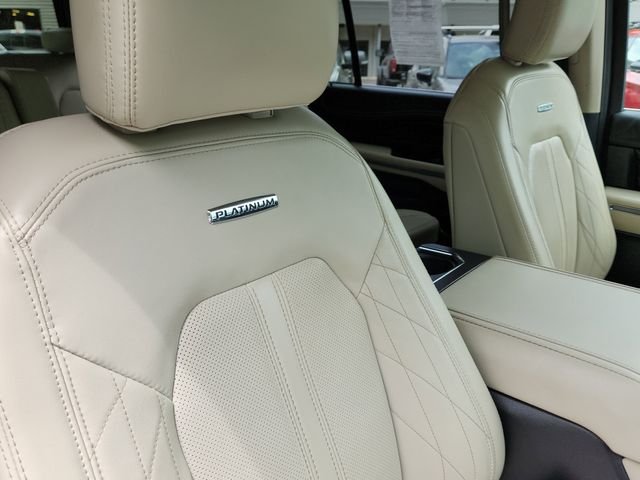Used 2020 White Ford Platinum image 19