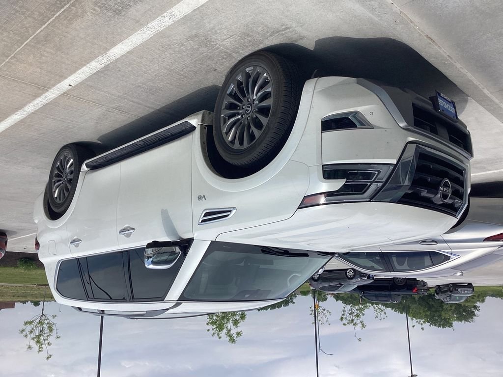 2022 Nissan Armada Platinum 4X4's photo