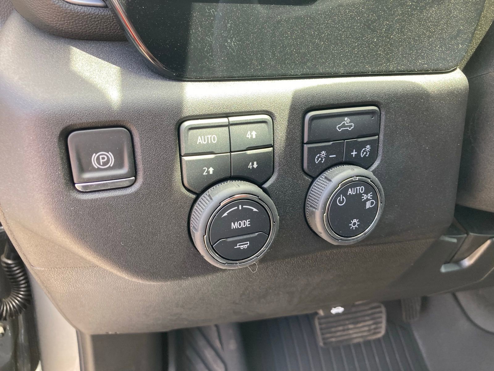 2025 Chevrolet Silverado 1500 LT - Photo 16