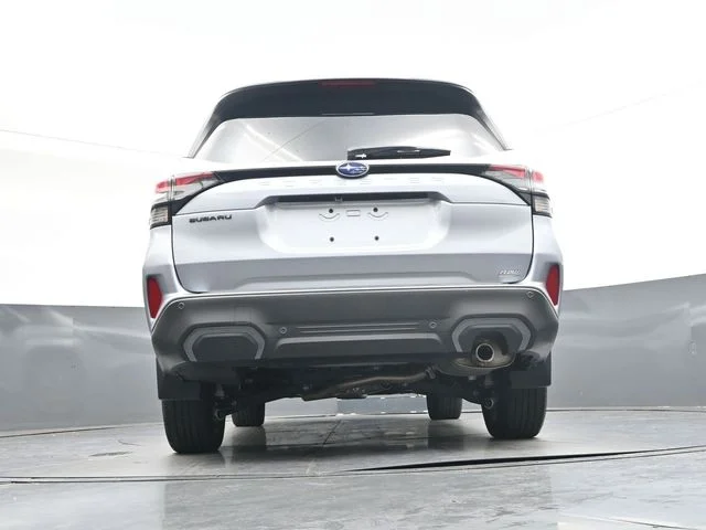 Used 2025 Silver Subaru Limited image 33