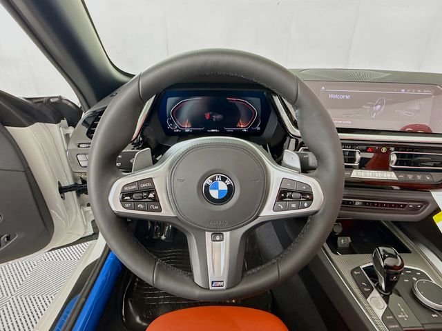 New 2026 Alpine White BMW sDrive30i image 11