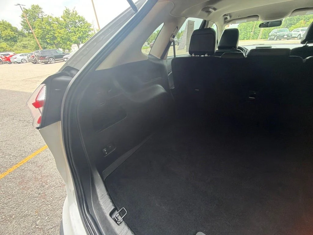 Used 2024 White Ford SEL image 46