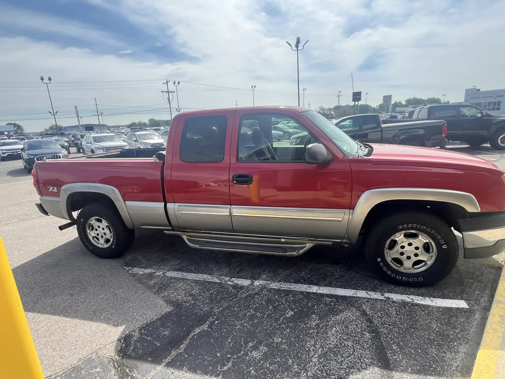 Used 2003 Victory Red Chevrolet LS image 4