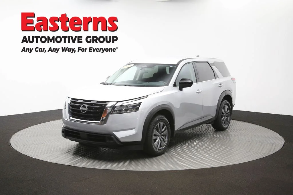 Used 2023 Silver Nissan S image 54