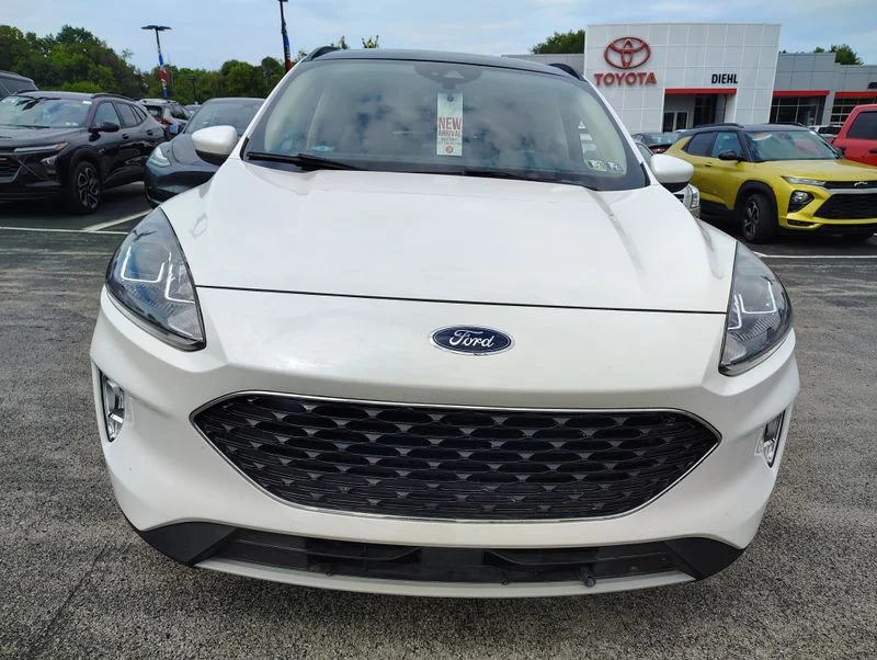 Used 2020 White Ford SEL image 2