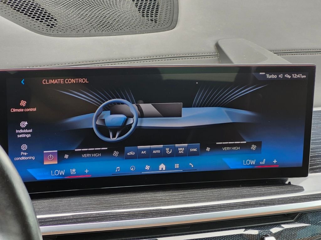 Used 2024 Black BMW xDrive40i image 24