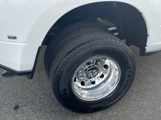 New 2026 Bright White Clear-Coat Exterior Paint RAM Laramie image 8