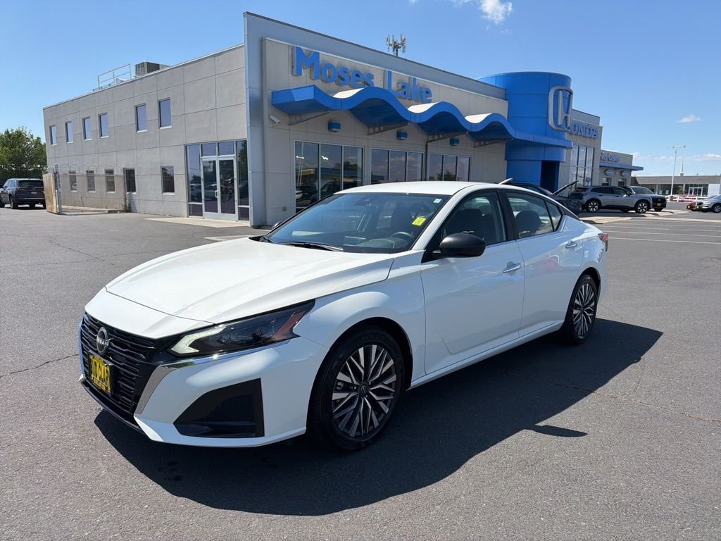 2025 Nissan Altima 2.5 SV's photo