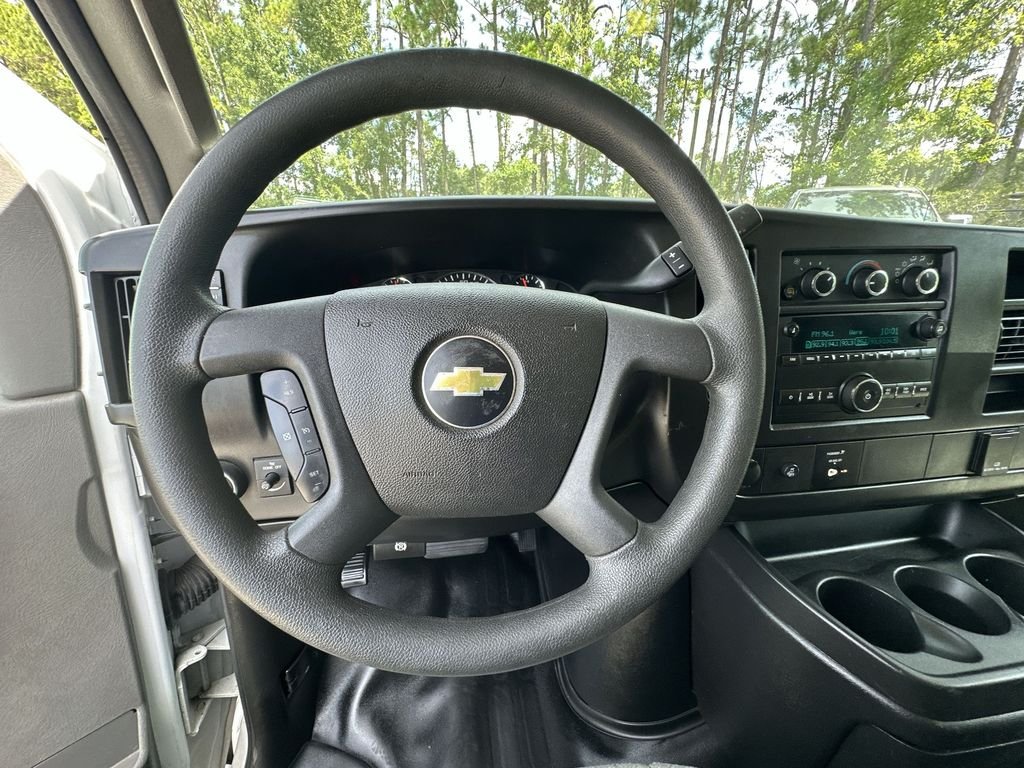 2017 Chevrolet Express Cargo Work Van - Photo 11