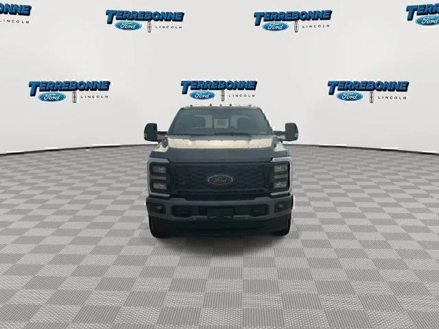 New 2026 Carbonized Gray Metallic Ford F-250® Lariat® image 23