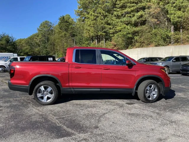 Certified Used 2025 Radiant Red Metallic II Honda RTL image 2
