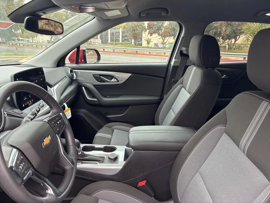 2025 Chevrolet Blazer 2LT - Photo 15