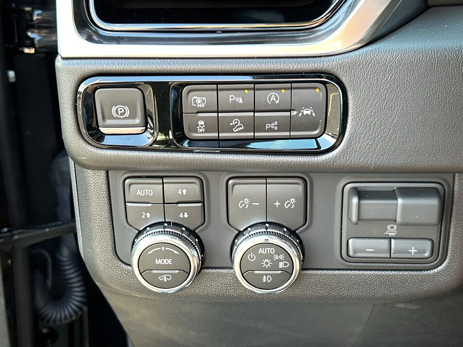 New 2026 Onyx Black GMC Denali image 31