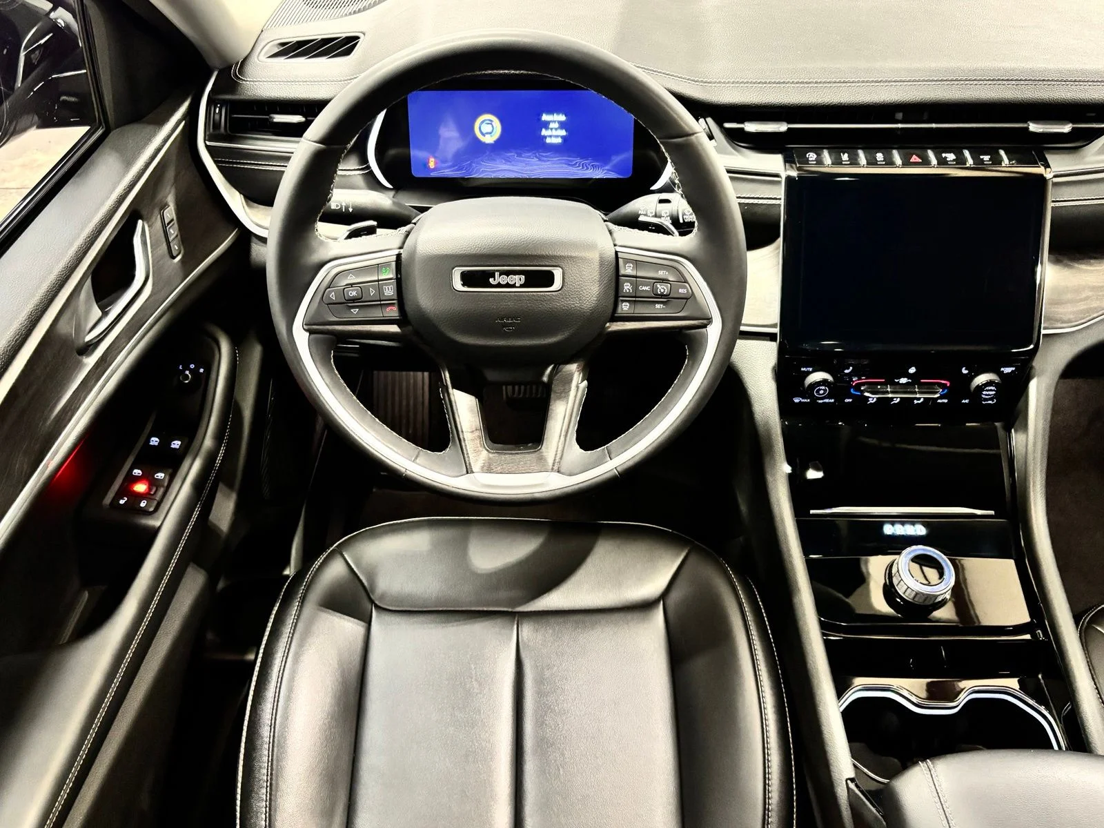 Used 2023 Black Jeep Limited image 13