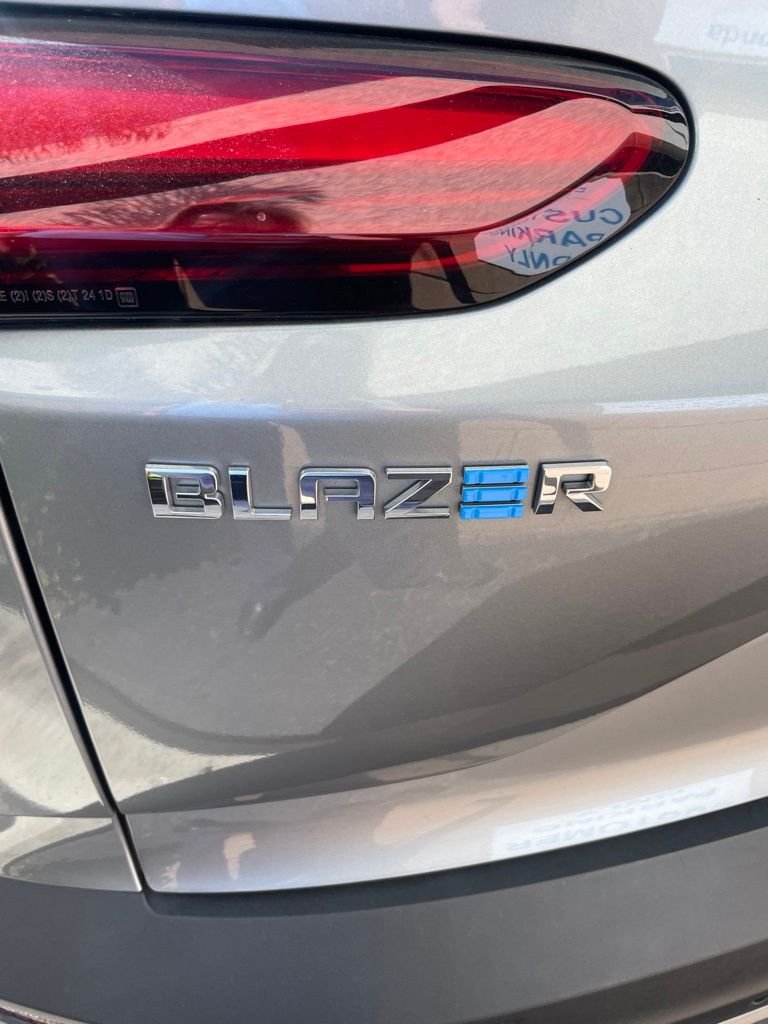 Used 2024 Sterling Gray Metallic Chevrolet LT image 26