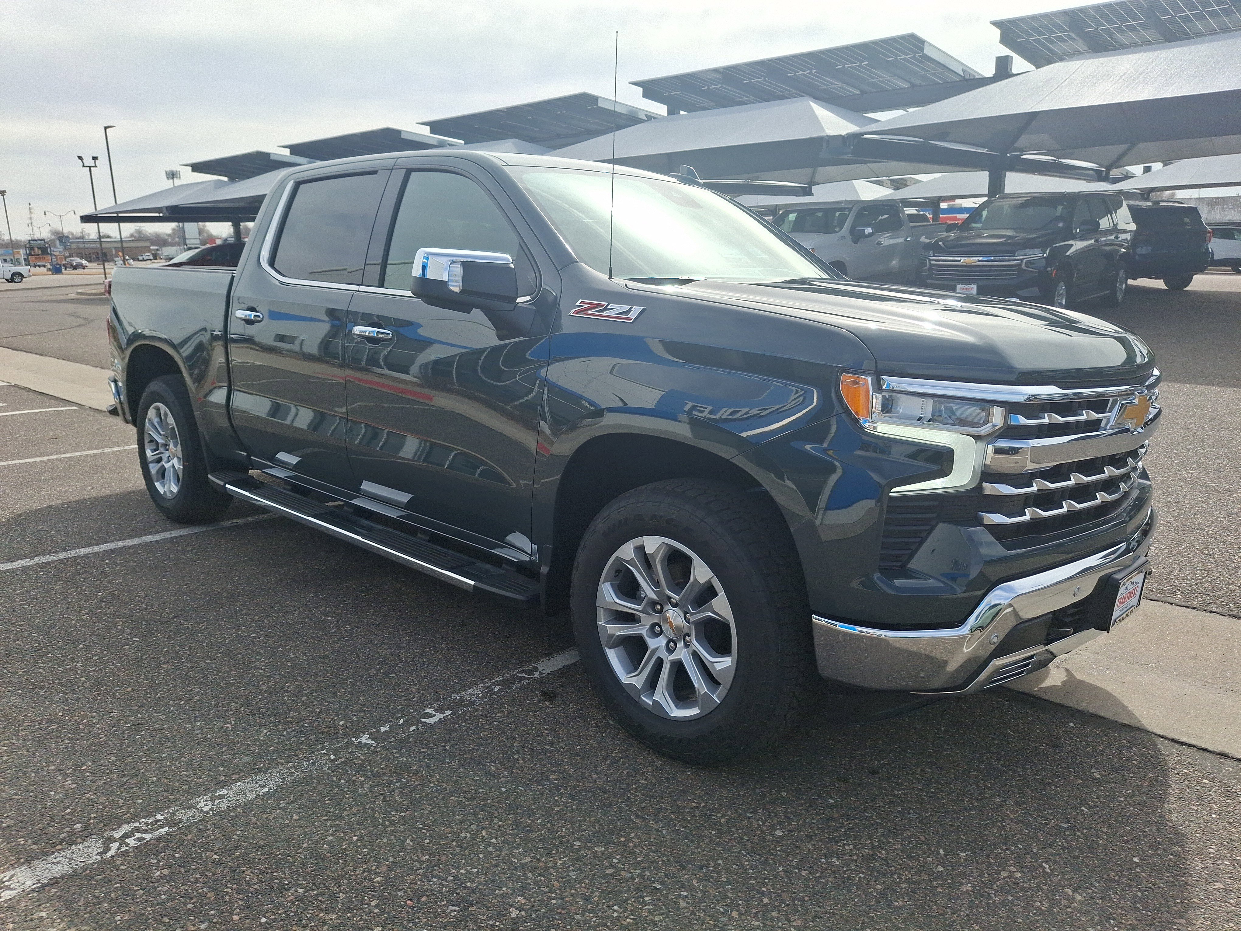 2026 Chevrolet Silverado 1500 LTZ - Photo 7