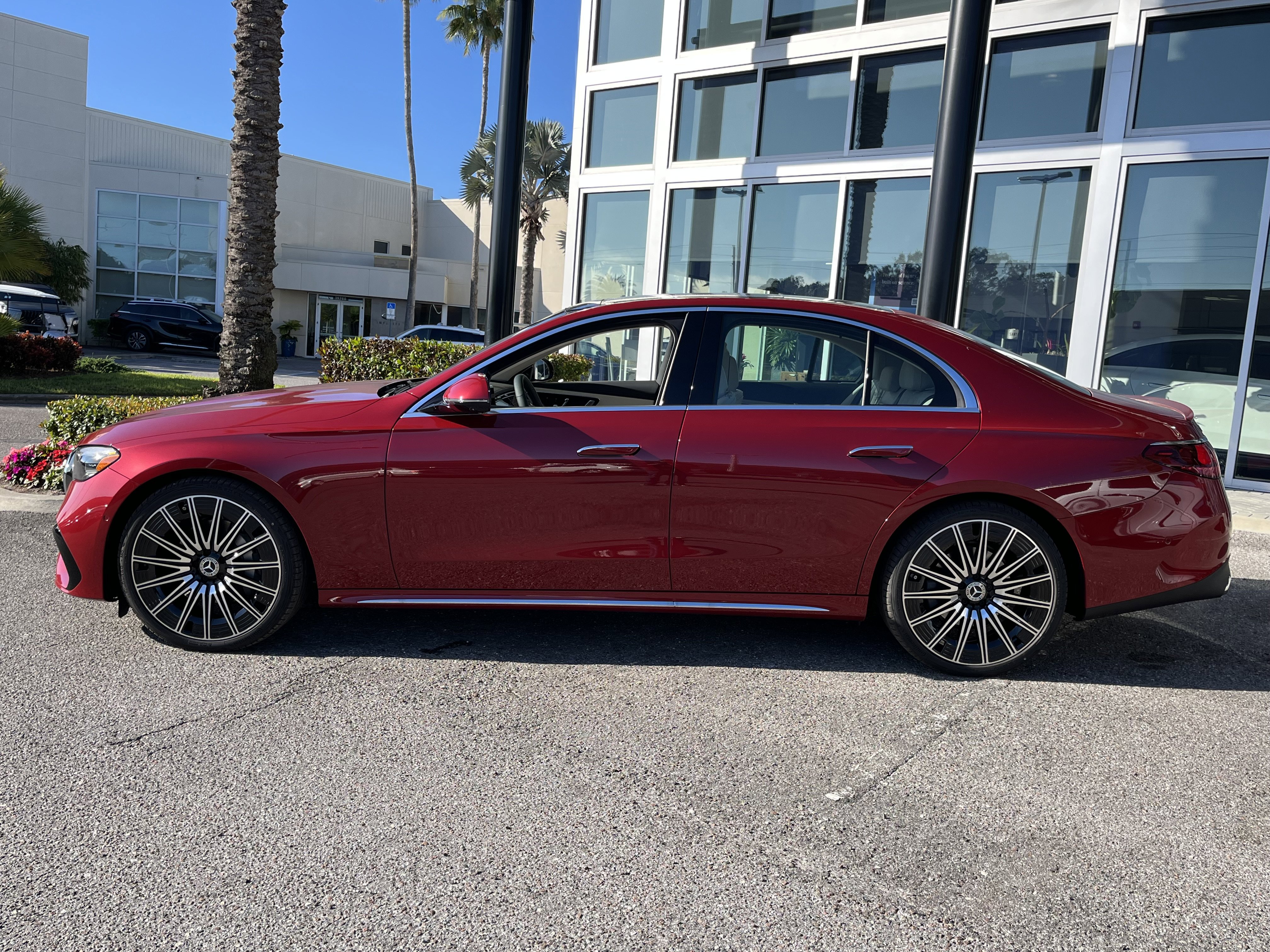 New 2026 MANUFAKTUR Patagonia Red Mercedes-Benz E 350 image 3