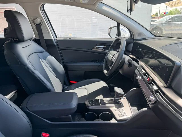 Used 2026 White Kia SX image 23