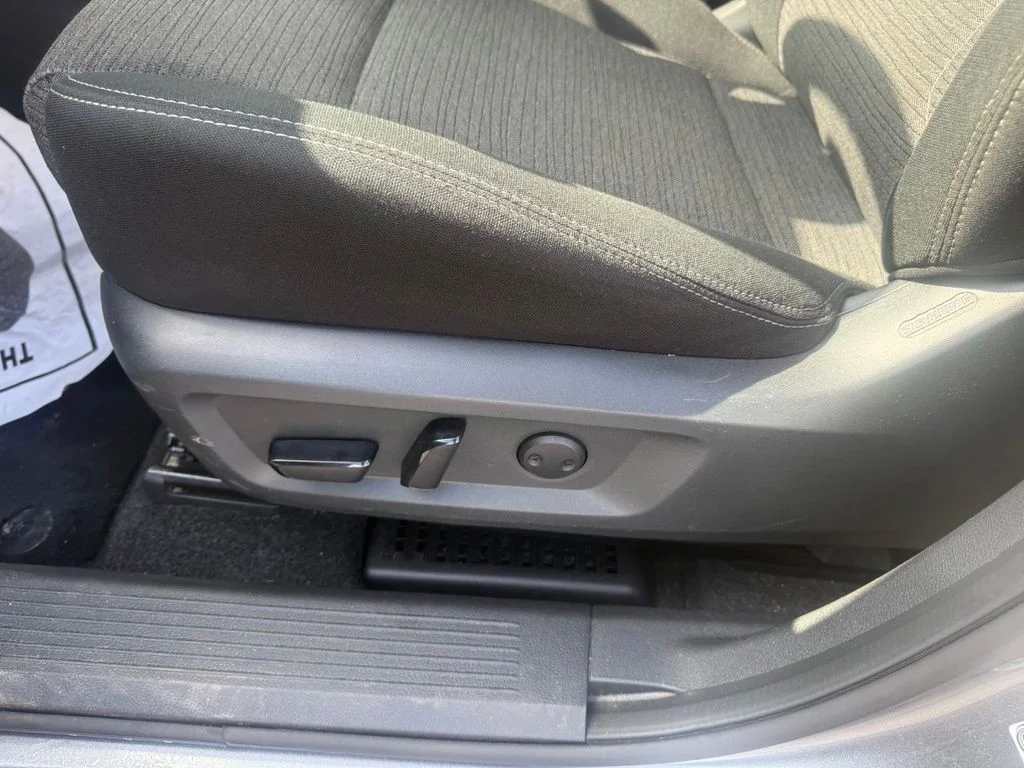 Certified Used 2023 Gun Metallic Nissan SV image 17