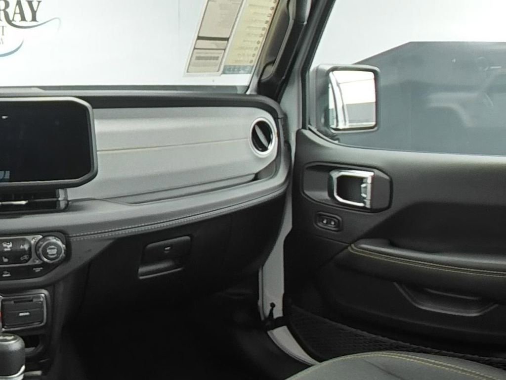 2025 Jeep Wrangler 4xe Sahara 4XE - Photo 18