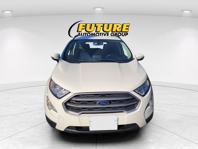 Used 2020 White Ford SE image 2
