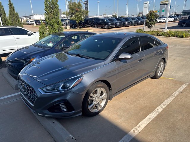 Used 2019 Gray Hyundai Sport image 1