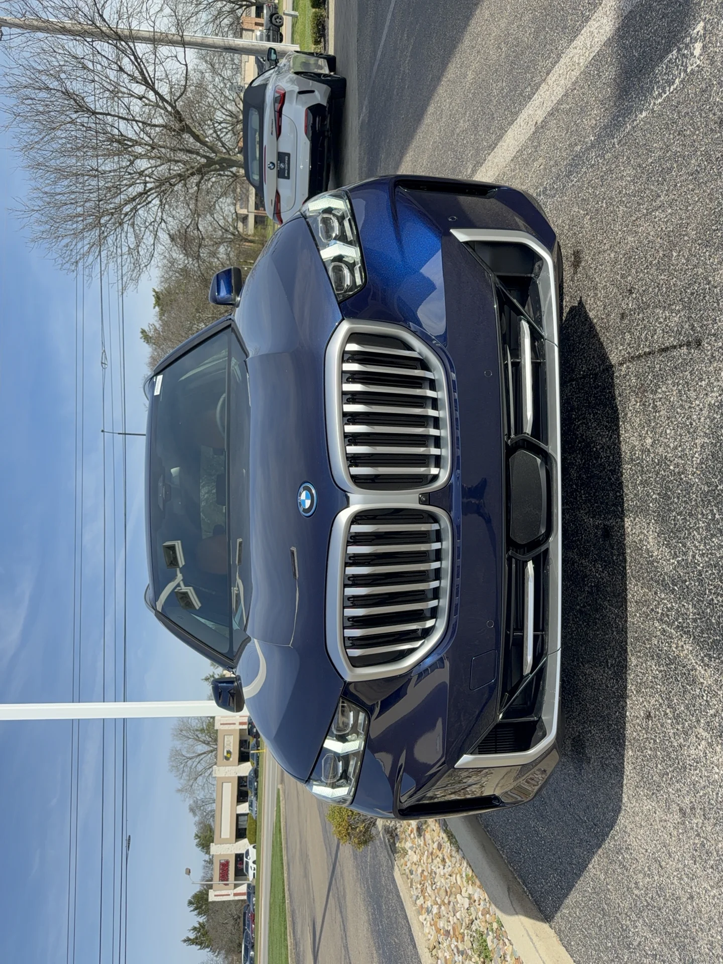 New 2026 Tanzanite Blue II Metallic BMW xDrive50e image 2