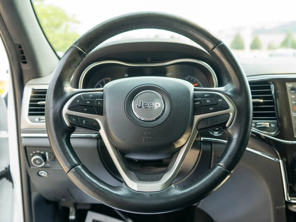 Used 2021 White Jeep Limited image 16